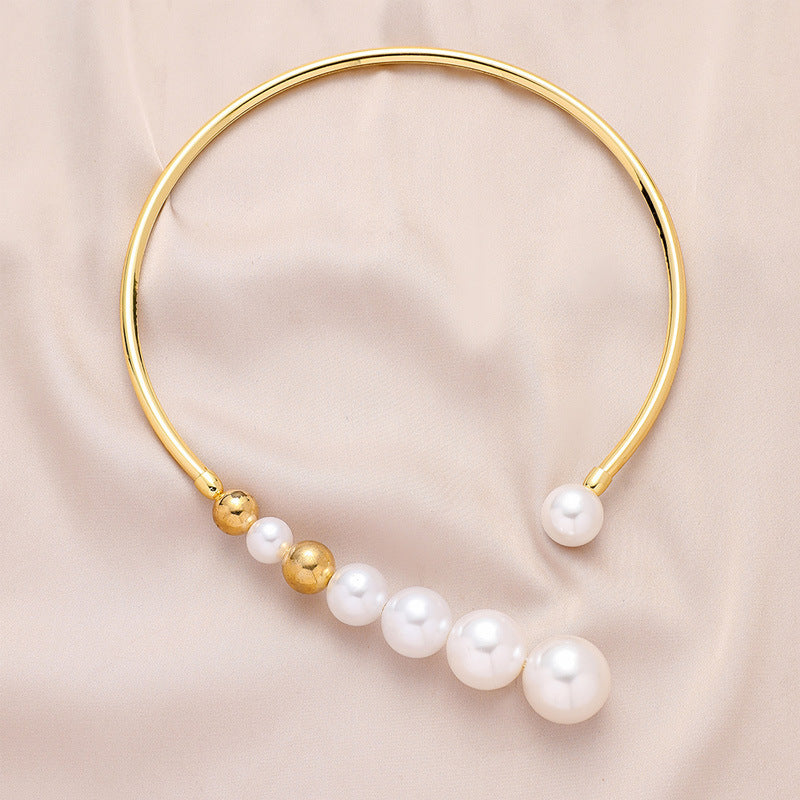 Elegant Exaggerated Round Alloy Choker With Graduated Pearls