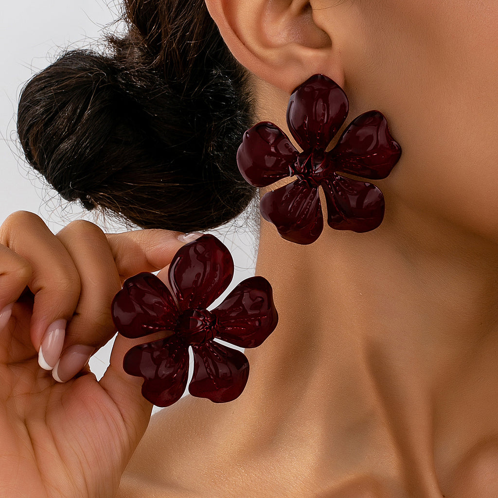 Classic Simple Retro Floral Fashion Earrings