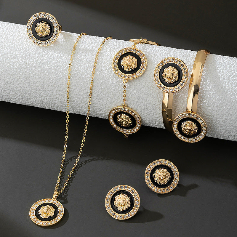 Women’s 5-Piece Jewelry Set with Lion Motif